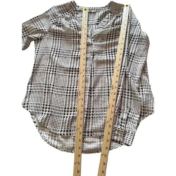 41 Hawthorn blouse women's top size Medium white and black longsleeve - Picture 7 of 13
